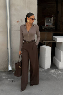 Ribbed long-sleeve polo shirt with gold buttons – Brown-beige