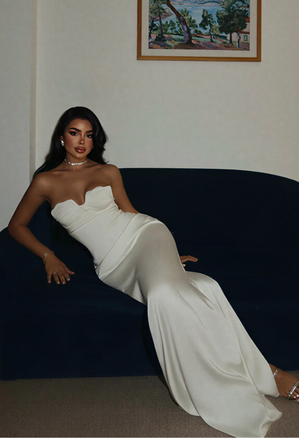 Satin evening maxi dress with a wavy corset neckline – Snow white
