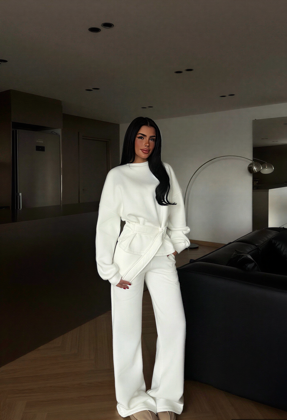 Valeria white soft set with a belt